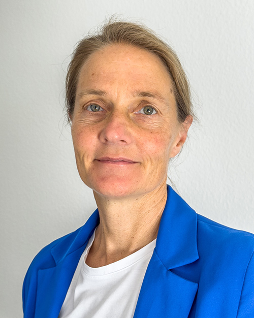 Claudia Frey, Schulleiterin